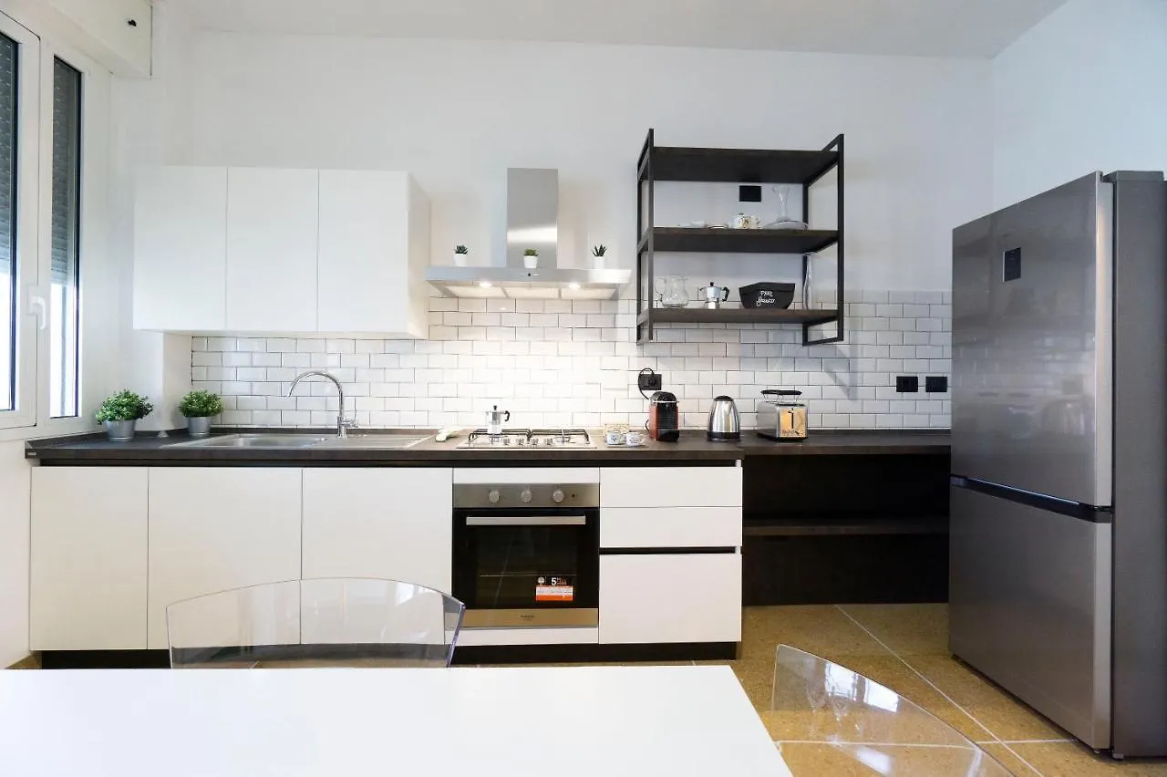 Realkasa Kharkov Apartment Μπολόνια Ιταλία