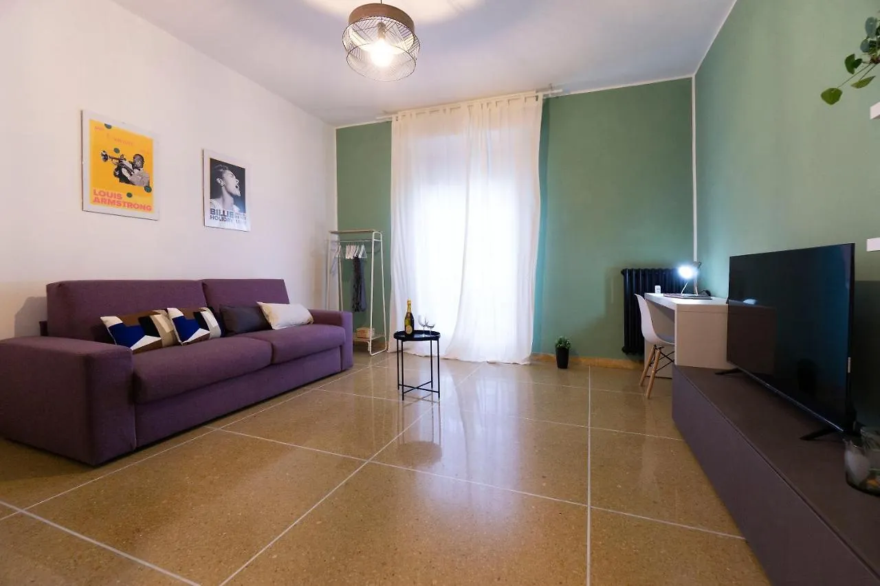 Realkasa Kharkov Apartment Μπολόνια